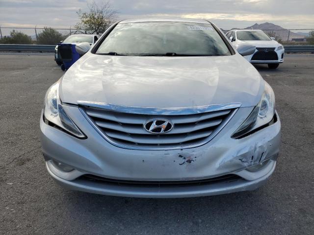 5NPEB4AC2DH504610 - 2013 HYUNDAI SONATA GLS Silber Foto 5