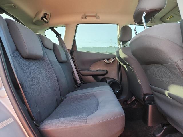 JHMGE8H36BS002726 - 2011 HONDA FIT SILVER photo 10