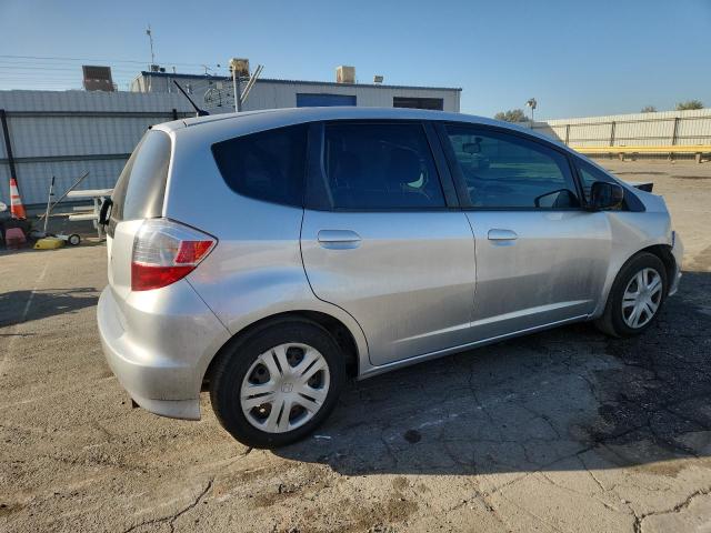 JHMGE8H36BS002726 - 2011 HONDA FIT SILVER photo 3