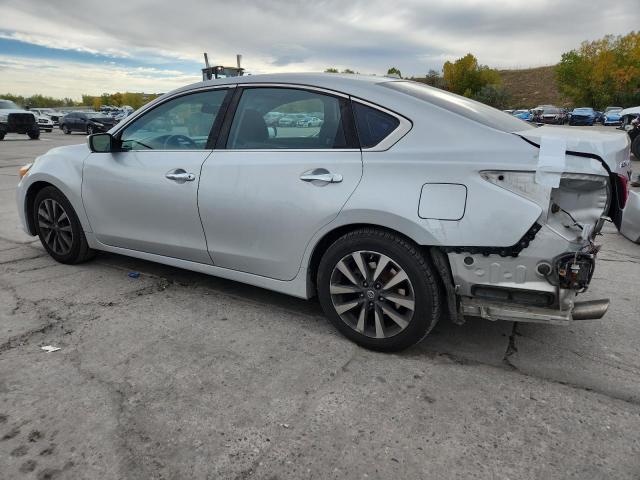 1N4AL3AP5HC172713 - 2017 NISSAN ALTIMA 2.5 Gümüş fotoğraf 2
