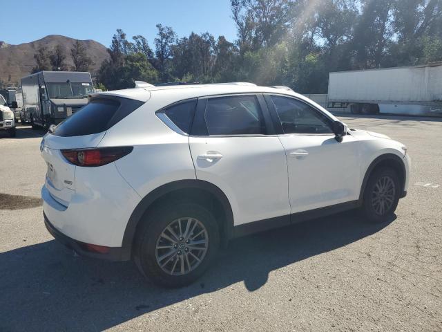 JM3KFABM5J0339973 - 2018 MAZDA CX-5 SPORT أبيض صورة 3