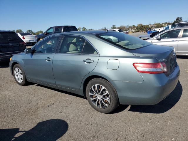 4T1BF3EK7AU538686 - 2010 TOYOTA CAMRY BASE TEAL photo 2