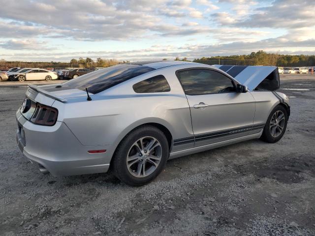 1ZVBP8AM0E5311553 - 2014 FORD MUSTANG SILVER photo 3