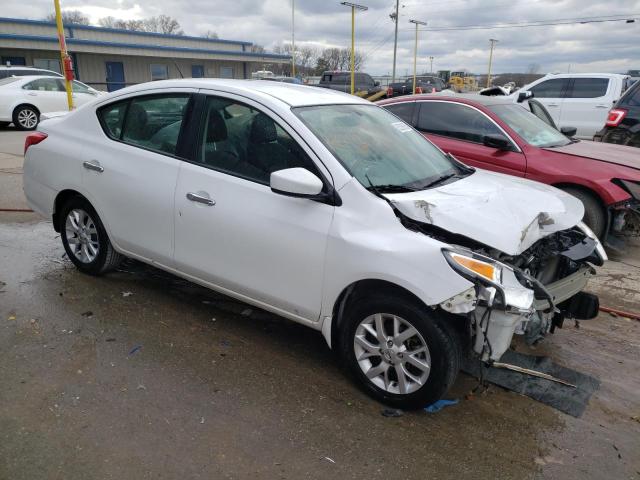 3N1CN7APXJL861311 - 2018 NISSAN VERSA S WHITE photo 4