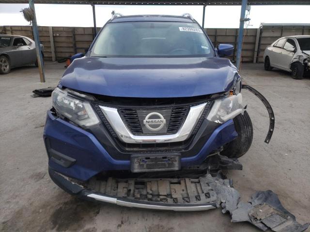 KNMAT2MT7HP590745 - 2017 NISSAN ROGUE S BLUE photo 5