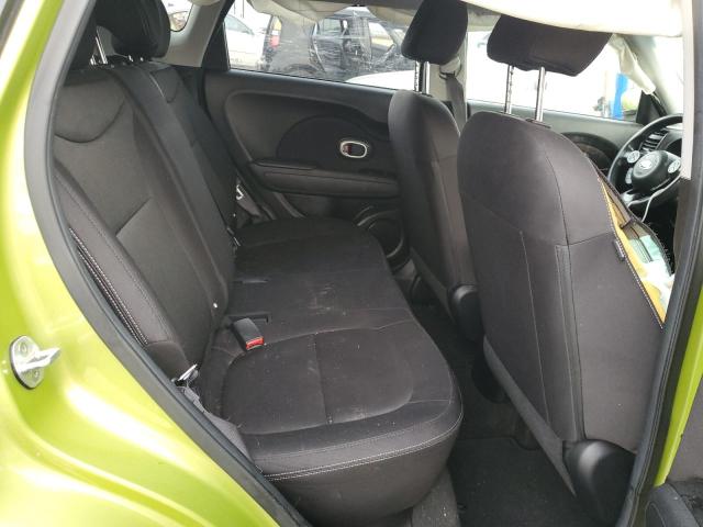 KNDJN2A22G7826707 - 2016 KIA SOUL GREEN photo 10