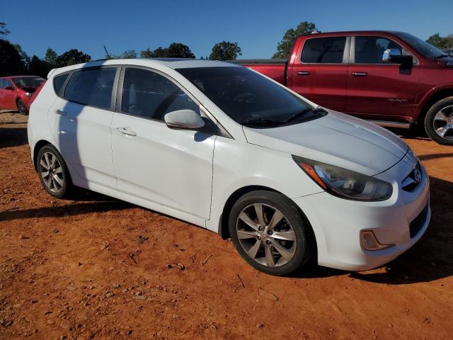 KMHCU5AE9DU078182 - 2013 HYUNDAI ACCENT GLS 白色 照片 4