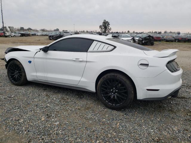 1FA6P8CF7L5179395 - 2020 FORD MUSTANG GT WHITE photo 2