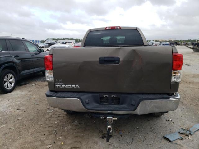 5TFRU5F1XBX024387 - 2011 TOYOTA TUNDRA DOUBLE CAB SR5 BROWN photo 6
