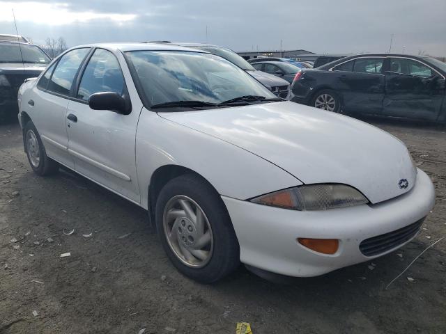 1G1JF5249W7252838 - 1998 CHEVROLET CAVALIER LS WHITE photo 4