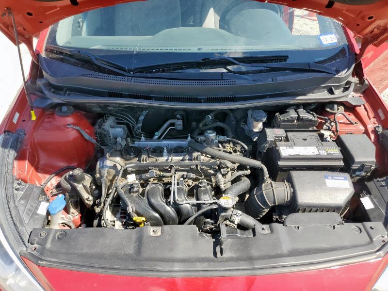 KMHCT4AEXGU016808 - 2016 HYUNDAI ACCENT SE RED photo 11