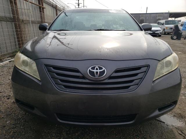 JTNBK46K393041409 - 2009 TOYOTA CAMRY SE GRAY photo 5