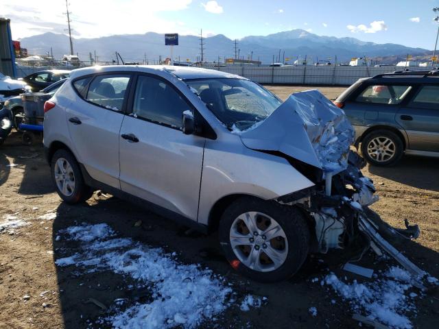 KM8JT3AC3AU097335 - 2010 HYUNDAI TUCSON GLS SILVER photo 4