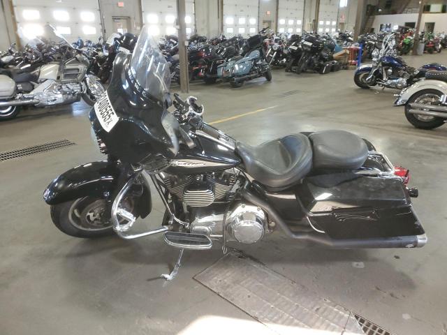 1HD1KB4128Y700143 - 2008 HARLEY-DAVIDSON FLHX შავი ფოტო 3