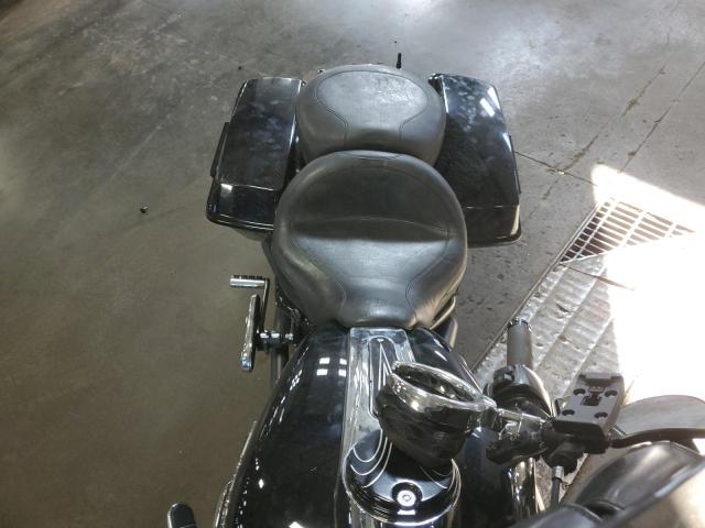 1HD1KB4128Y700143 - 2008 HARLEY-DAVIDSON FLHX შავი ფოტო 5