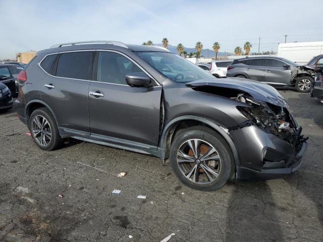 JN8AT2MV4HW024067 - 2017 NISSAN ROGUE S GRAY photo 4