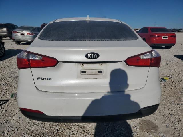 KNAFX4A60E5097241 - 2014 KIA FORTE LX WHITE photo 6