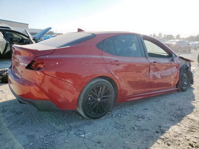 4T1DAACK2SU028858 - 2025 TOYOTA CAMRY XSE RED photo 3