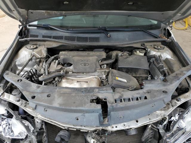 4T4BF1FK1GR555176 - 2016 TOYOTA CAMRY LE فضي صورة 11
