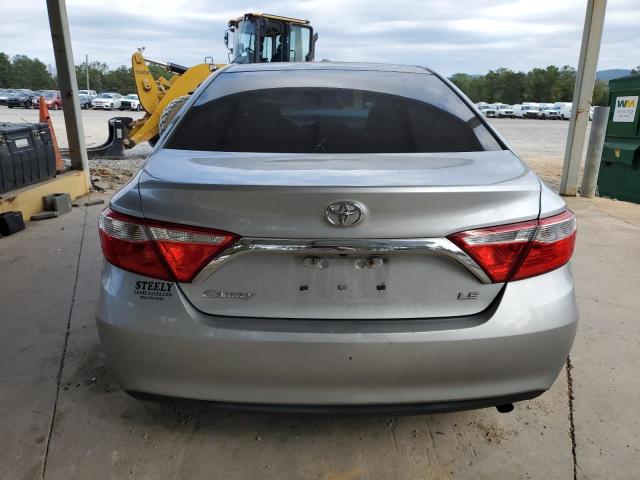 4T4BF1FK1GR555176 - 2016 TOYOTA CAMRY LE فضي صورة 6
