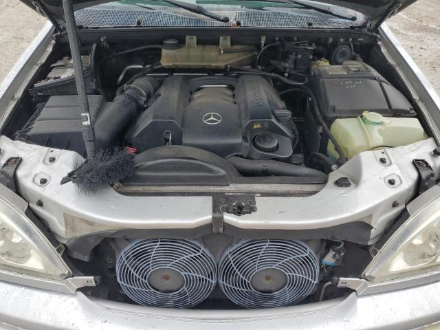 4JGAB54E92A291883 - 2002 MERCEDES-BENZ ML 320 ვერცხლისფერი ფოტო 12