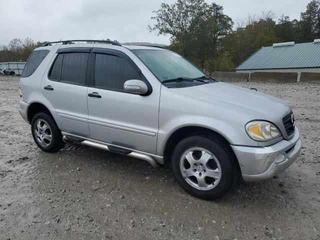 4JGAB54E92A291883 - 2002 MERCEDES-BENZ ML 320 ვერცხლისფერი ფოტო 4