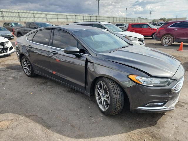 3FA6P0HD6HR407691 - 2017 FORD FUSION SE GRAY photo 4