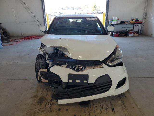 KMHTC6AD6GU269868 - 2016 HYUNDAI VELOSTER 白色 照片 5