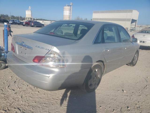 4T1BF28B53U291225 - 2003 TOYOTA AVALON XL ვერცხლისფერი ფოტო 3