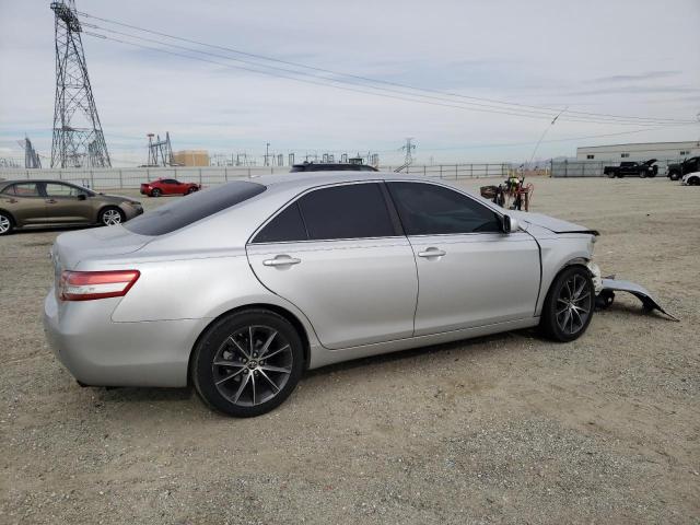 4T1BF3EK9BU677722 - 2011 TOYOTA CAMRY BASE SILVER photo 3