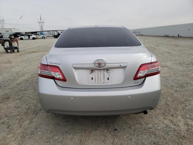 4T1BF3EK9BU677722 - 2011 TOYOTA CAMRY BASE SILVER photo 6