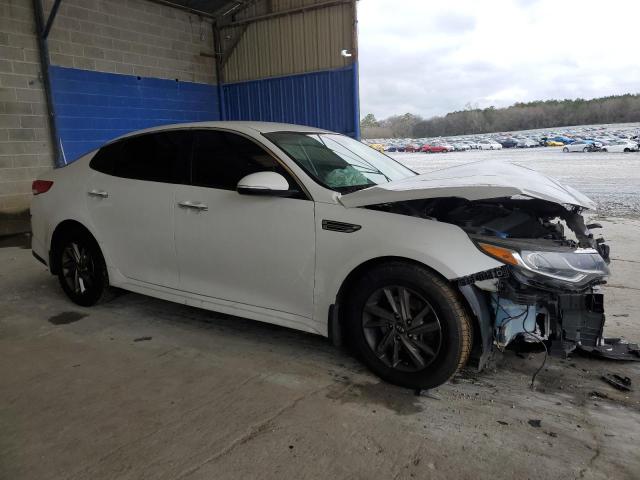 5XXGT4L32KG329979 - 2019 KIA OPTIMA LX WHITE photo 4