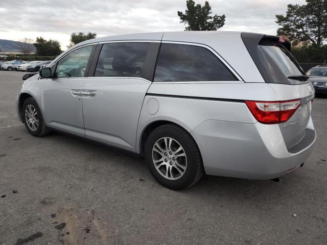 5FNRL5H68DB031850 - 2013 HONDA ODYSSEY EXL SILVER photo 2