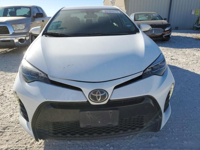 5YFBURHEXJP849173 - 2018 TOYOTA COROLLA L WHITE photo 5