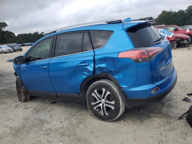 JTMZFREV4JJ166404 - 2018 TOYOTA RAV4 LE Синій фото 2