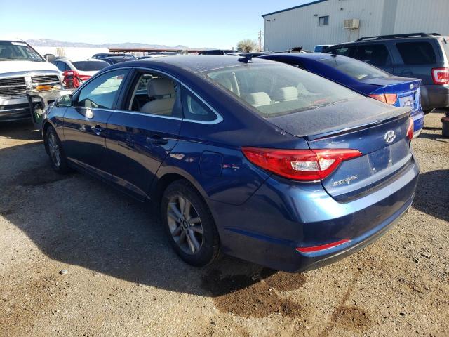 5NPE24AF7FH024298 - 2015 HYUNDAI SONATA SE BLUE photo 2