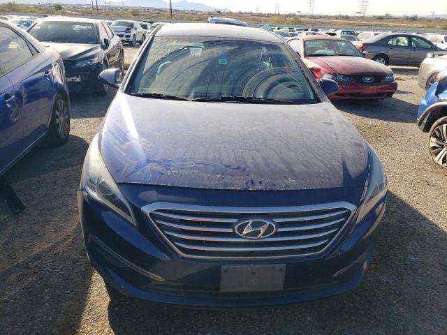 5NPE24AF7FH024298 - 2015 HYUNDAI SONATA SE BLUE photo 5