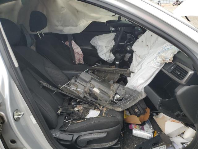 5XXGT4L37JG266425 - 2018 KIA OPTIMA LX 银色 照片 7