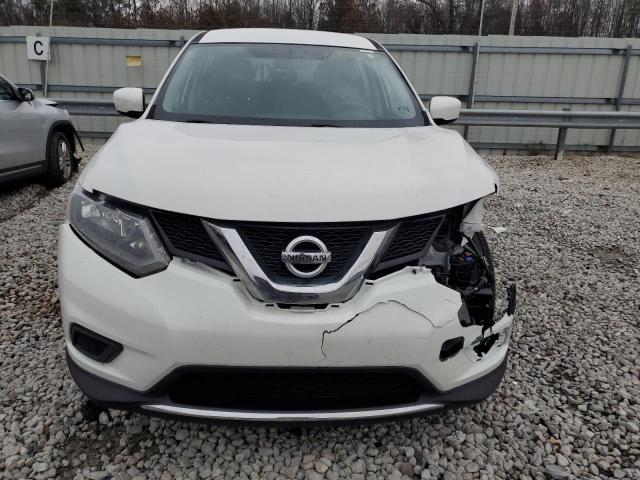 JN8AT2MT0GW010597 - 2016 NISSAN ROGUE S WHITE photo 5