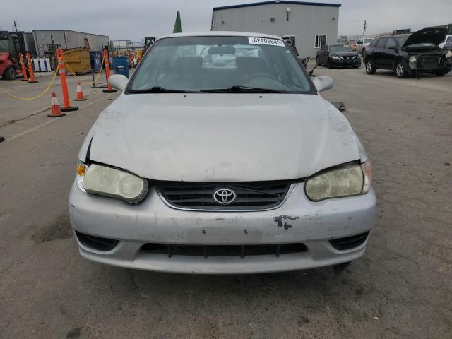 1NXBR12E21Z562307 - 2001 TOYOTA COROLLA CE 银色 照片 5