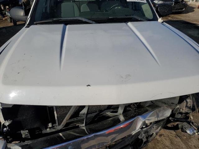 2GCEC19C771660809 - 2007 CHEVROLET SILVERADO C1500 WHITE photo 11