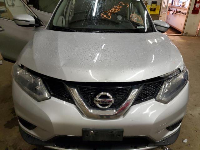 KNMAT2MV0GP717867 - 2016 NISSAN ROGUE S SILVER photo 12