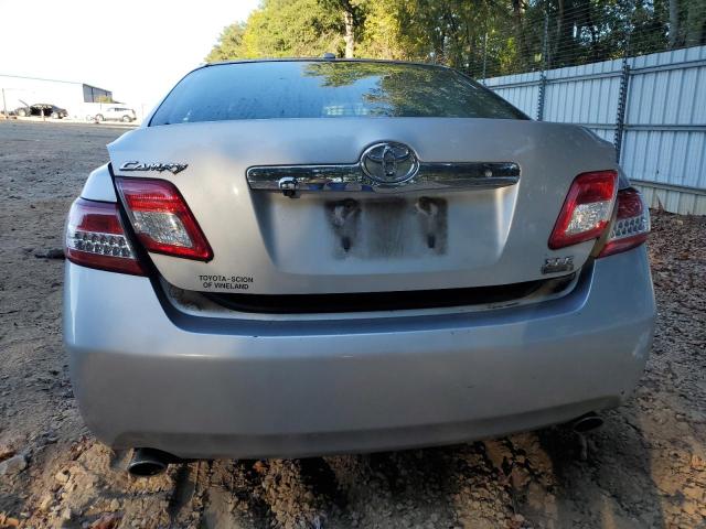 4T1BK3EK8AU115966 - 2010 TOYOTA CAMRY SE SILVER photo 6