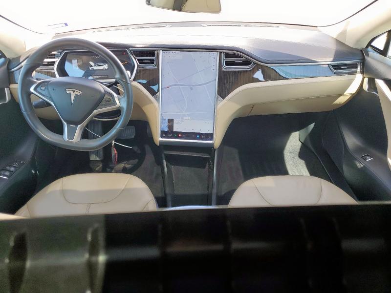 5YJSA1CG8DFP20495 - 2013 TESLA MODEL S Biały zdjęcie 8