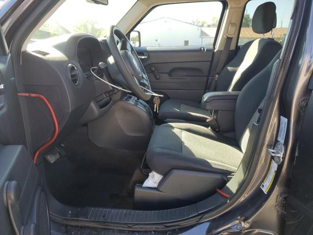 1C4NJPBA7GD677700 - 2016 JEEP PATRIOT SPORT 石墨色 照片 7