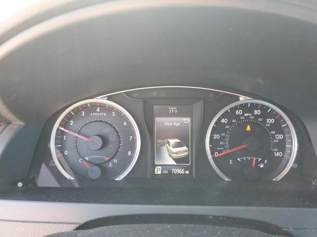 4T1BF1FK1GU543717 - 2016 TOYOTA CAMRY LE 银色 照片 9