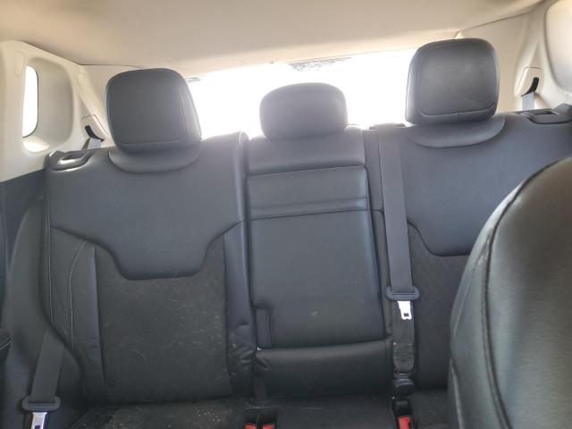 3C4NJDBB8HT672119 - 2017 JEEP COMPASS LATITUDE Черный фото 10