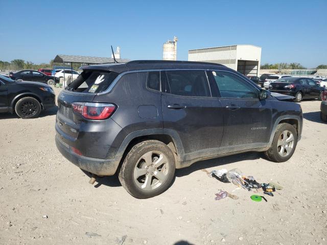 3C4NJDBB8HT672119 - 2017 JEEP COMPASS LATITUDE Черный фото 3