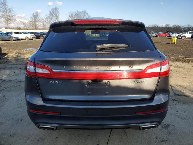 2LMPJ8LR6HBL30398 - 2017 LINCOLN MKX RESERVE رمادي صورة 6