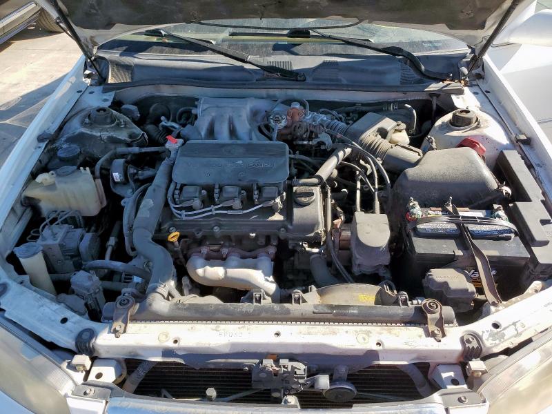 4T1BF28K5YU949455 - 2000 TOYOTA CAMRY LE 白色 照片 11